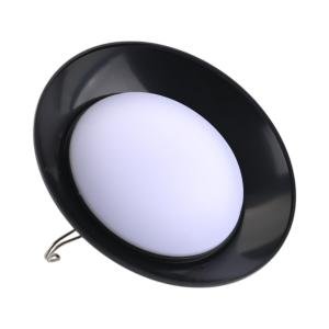 مصباح تخييم بالطاقة الشمسية