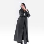 عباية شتوية مصنوعة من الشامواه مع صوف على الأكمام