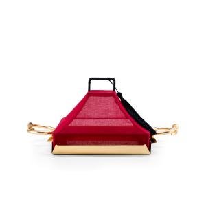 صينية تقديم فاخرة مطلية بالذهب مع غطاء قماشي أحمر ومقابض كارتييه