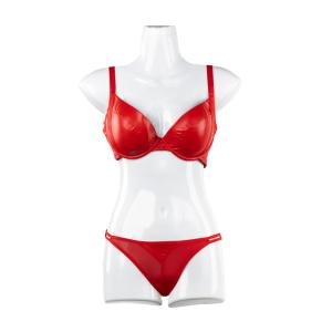 طقم حمالة صدر ولباس داخلي مكون من قطعتين دانتيل