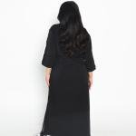 Mid-length dress with contrast collar