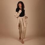 بنطلون نسائي بخصر مرتفع مع حزام أناقة بلا مجهود وراحة طوال اليوم