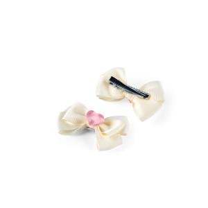 مشبك شعر للبنات بشكل فيونكة مع  شكل قلب فى المنتصف