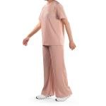 طقم ملابس منزلية بنقشة مضلعة تطريز على الصدر وقصة مريحة راحة وأناقة في كل لحظة