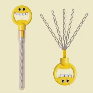 لعبة عصا الفقاعات بشكل إيموجي